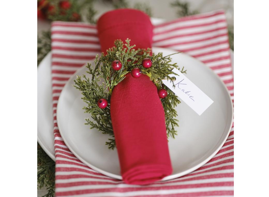 Foliage & Berries Christmas Napkin Rings 6pk