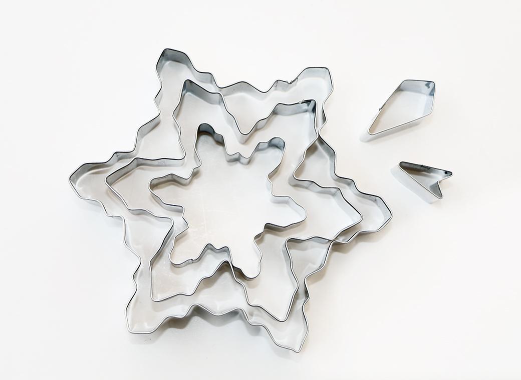 Snowflake 5 pce Cookie Cutter Set