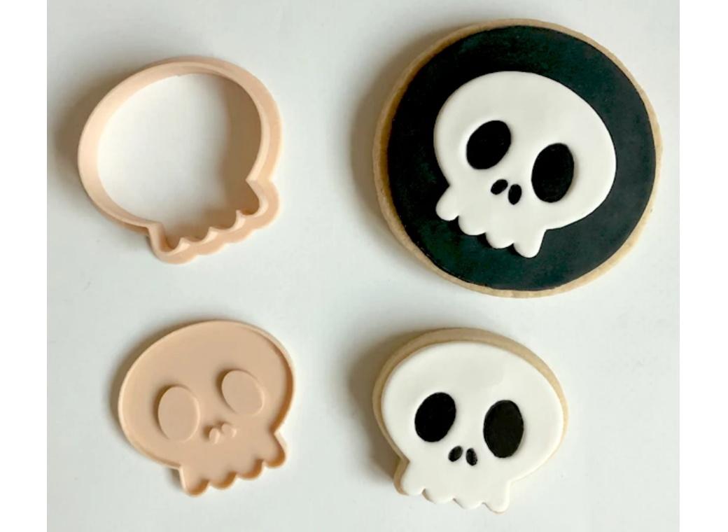 Little Biskut Skull Stamp & Cutter Set