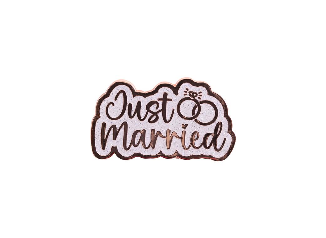 Wedding Keepsake Pin - Just Married