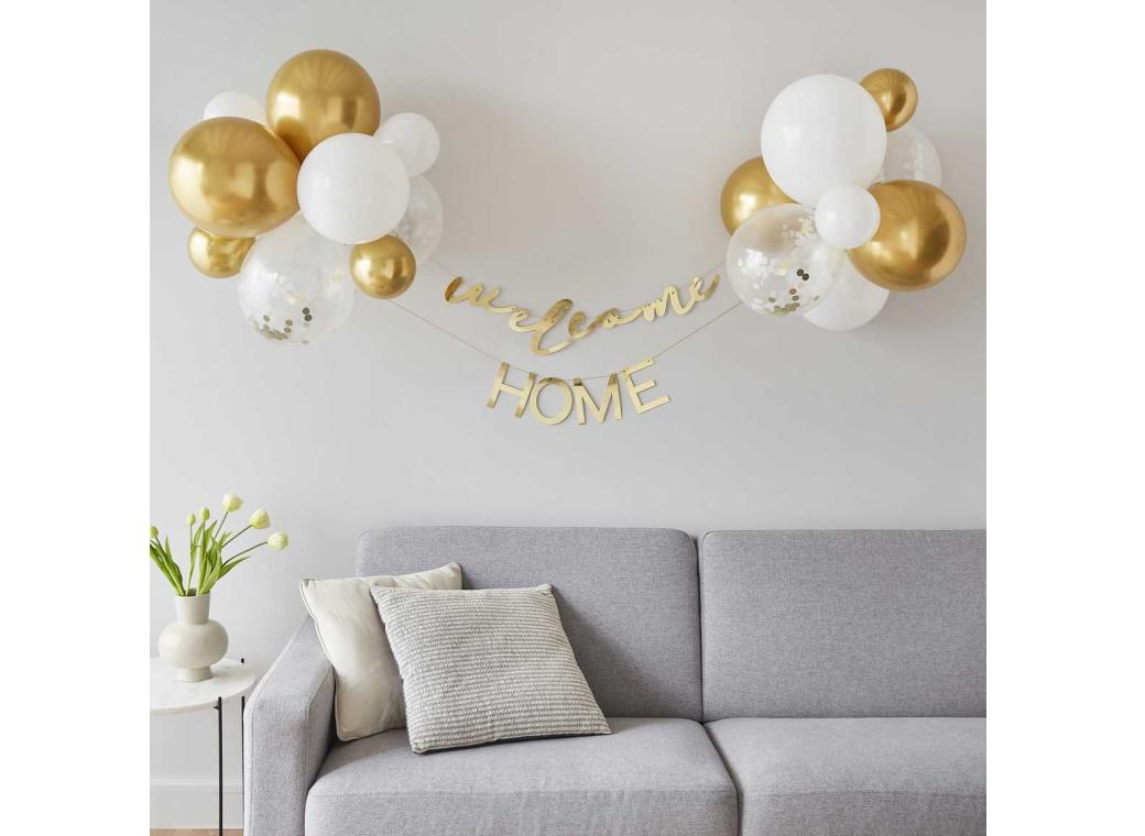 Welcome Home Bunting with Balloons