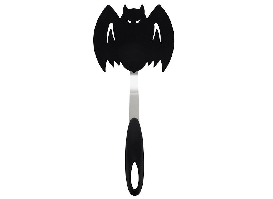 Wilton Bat Shaped Spatula / Turner